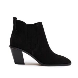 NEW Vince Camuto Halissa Black Leather Ankle Boot Bootie Sz 8.5